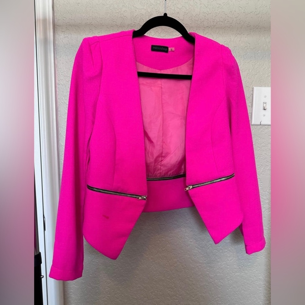 Hot pink blazer size small